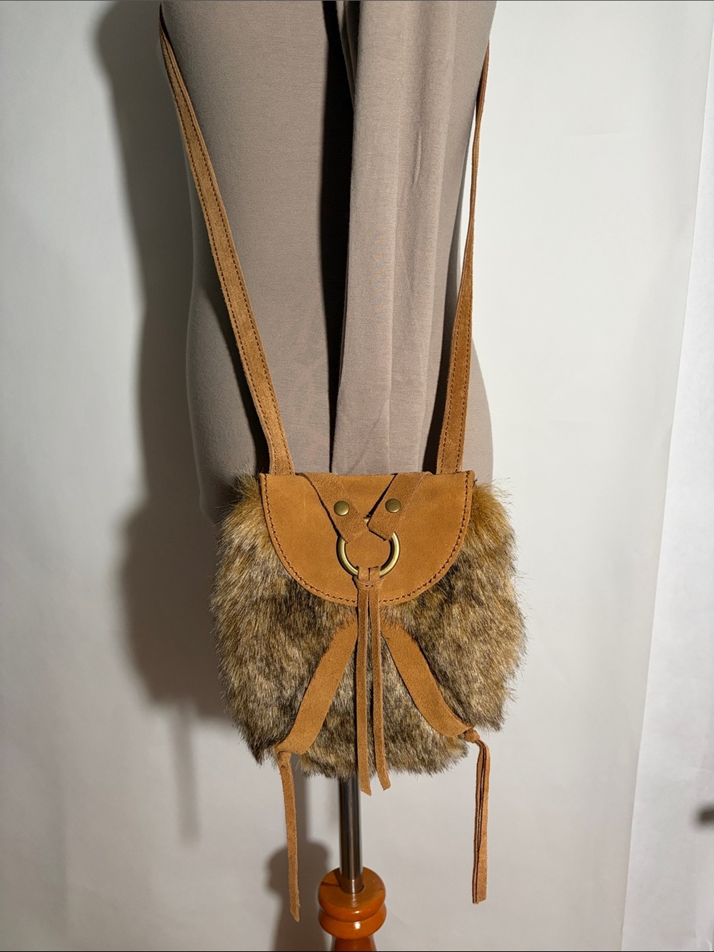 LUCKY BRAND Mini Boho Western Suede Leather & Faux Fur Crossbody Brown Bag Purse